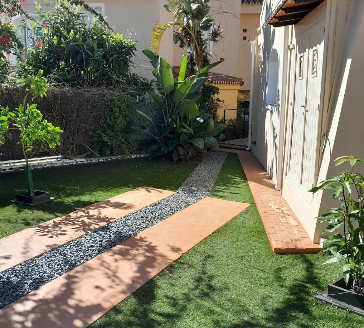 03573 Villa 3Km From The Beach With Sea Views And Jacuzzi!!!! 米哈斯科斯塔