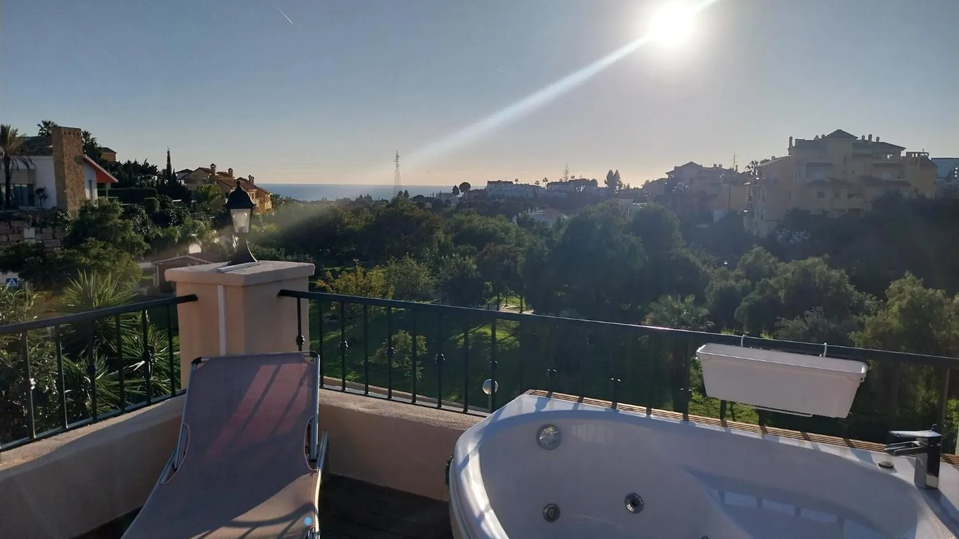 03573 Villa 3Km From The Beach With Sea Views And Jacuzzi!!!! 米哈斯科斯塔